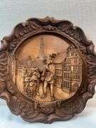 PIED PIPER OF HAMELIN CARVED FIGURINE AND PLATE.  GERMAN ORIGIN