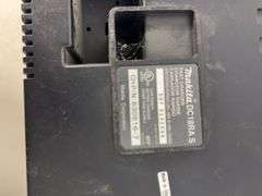 (2) Makita drills w/ battery charger - works