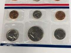 (2) 1984, 1985 Uncirculated Mint Sets