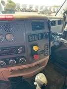 2015 Peterbilt 579 showing 416,100 mi, 22,250 hrs - runs
