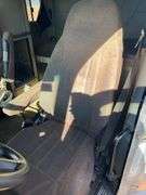 2015 Peterbilt 579 showing 370,184 mi, 14,618 hrs - runs