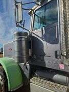 2012 Peterbilt 388 showing 48,817 mi, 9,224 hrs - runs