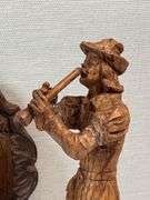 PIED PIPER OF HAMELIN CARVED FIGURINE AND PLATE.  GERMAN ORIGIN