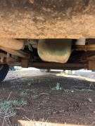 2010 Volvo VN showing 175,079 mi, hrs unknown - doesn't run