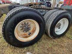 2008 Mack CHU613 showing 42,924 mi, 9,374 hrs- runs