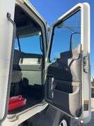 2011 Mack CXU613 showing 331,782 mi, 10,113 hrs- runs