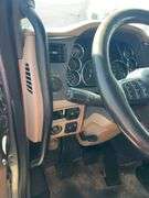 2015 Peterbilt 579 showing 416,100 mi, 22,250 hrs - runs