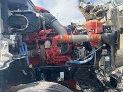 2018 Kenworth T880 showing 26,719 mi, hrs unknown - doesn't run