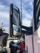 2018 Kenworth T880 showing 26,719 mi, hrs unknown - doesn't run