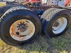 2008 Mack CHU613 showing 59,117 mi, 12,663 hrs- runs