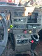 2007 Mack CHU613 showing 38,067 mi, 13,851 hrs- runs