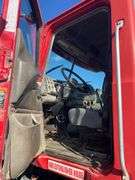 2007 Mack CHN613 showing 55,977 mi, 15,504 hrs- doesn't run