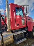2012 Mack CHU613 showing 33,805 mi, 13,042 hrs -
