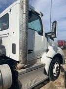 2018 Kenworth T880 showing 26,719 mi, hrs unknown - doesn't run