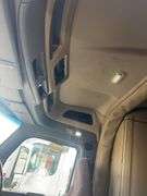 2015 Peterbilt 579 507,402 mi, hrs unknown- doesn't run