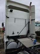 2014 Mack CXU613 showing 573,964 mi, 13,880 hrs - runs