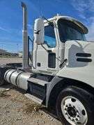 2011 Mack CXU613 showing 331,782 mi, 10,113 hrs- runs