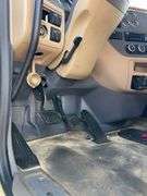 2015 Peterbilt 579 showing 416,100 mi, 22,250 hrs - runs