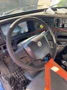 2010 Volvo VN showing 175,079 mi, hrs unknown - doesn't run