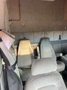 2003 Volvo showing 862,463 & 82,463 mi, 3,909 hrs - doesn't run