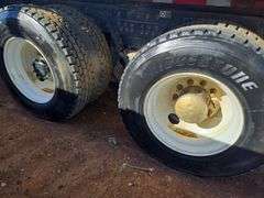 2018 Peterbilt PB348 showing 35,437 mi, 6,164 hrs - runs