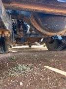 2015 Peterbilt 579 showing 453,390 mi, 22,671 hrs - runs