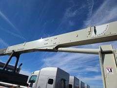 2019 Peterbilt PB348 showing 18,201 mi, 5,443 hrs - runs