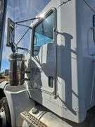 2019 Kenworth T8 showing 13,248 mi, 2,512 hrs - runs