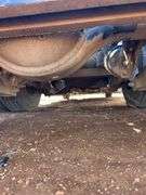 2015 Peterbilt 579 showing 370,184 mi, 14,618 hrs - runs