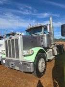 2012 Peterbilt 388 showing 48,817 mi, 9,224 hrs - runs