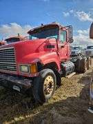 2008 Mack CHU613 showing 61,140 mi, 9,011 hrs- runs