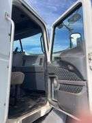 2012 Mack CXU613 showing 701,487 mi, 15,325 hrs - runs