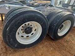 2012 Peterbilt 388 showing 30,080 mi, 7,495 hrs - doesn't run