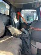 2010 Volvo VN showing 175,079 mi, hrs unknown - doesn't run