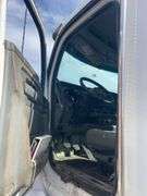 2018 Kenworth T880 showing 26,719 mi, hrs unknown - doesn't run