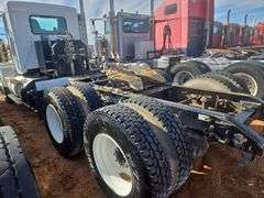 2019 Kenworth T8 showing 13,248 mi, 2,512 hrs - runs