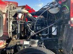 2007 Mack CHN613 showing 55,977 mi, 15,504 hrs- doesn't run