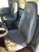 2011 Mack CXU613 showing 331,782 mi, 10,113 hrs- runs