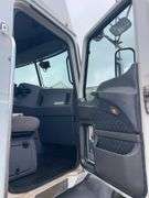 2013 Mack CXU613 showing 359,326 mi, 8,691 hrs - runs