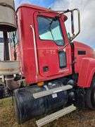 2008 Mack CHU613 showing 41,791 mi, 7,598 mi- doesn't run