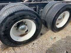 2012 Mack CXU613 showing 701,487 mi, 15,325 hrs - runs