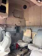 2003 Volvo showing 862,463 & 82,463 mi, 3,909 hrs - doesn't run