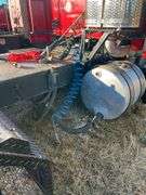 2011 Mack CHU613 showing 558,544 mi, 16,894 hrs- runs