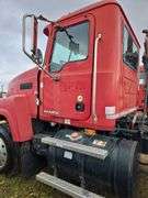 2008 Mack CHU613 showing 42,924 mi, 9,374 hrs- runs