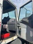 2014 Mack CHU613 showing 498,610 mi, 11,275 hrs - runs