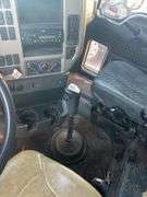 2008 Mack CXU613 showing 559,053 mi, 14,786 hrs- runs