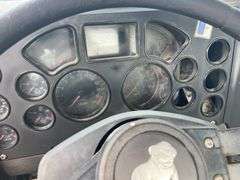 2008 Mack CHU613 showing 42,924 mi, 9,374 hrs- runs