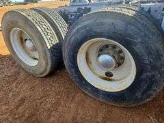 2014 Peterbilt miles & hrs unknown - doesn't run