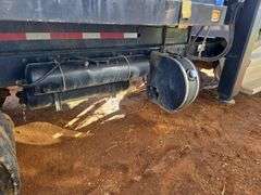 2019 Peterbilt PB348 showing 18,201 mi, 5,443 hrs - runs