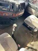 2003 Volvo showing 862,463 & 82,463 mi, 3,909 hrs - doesn't run